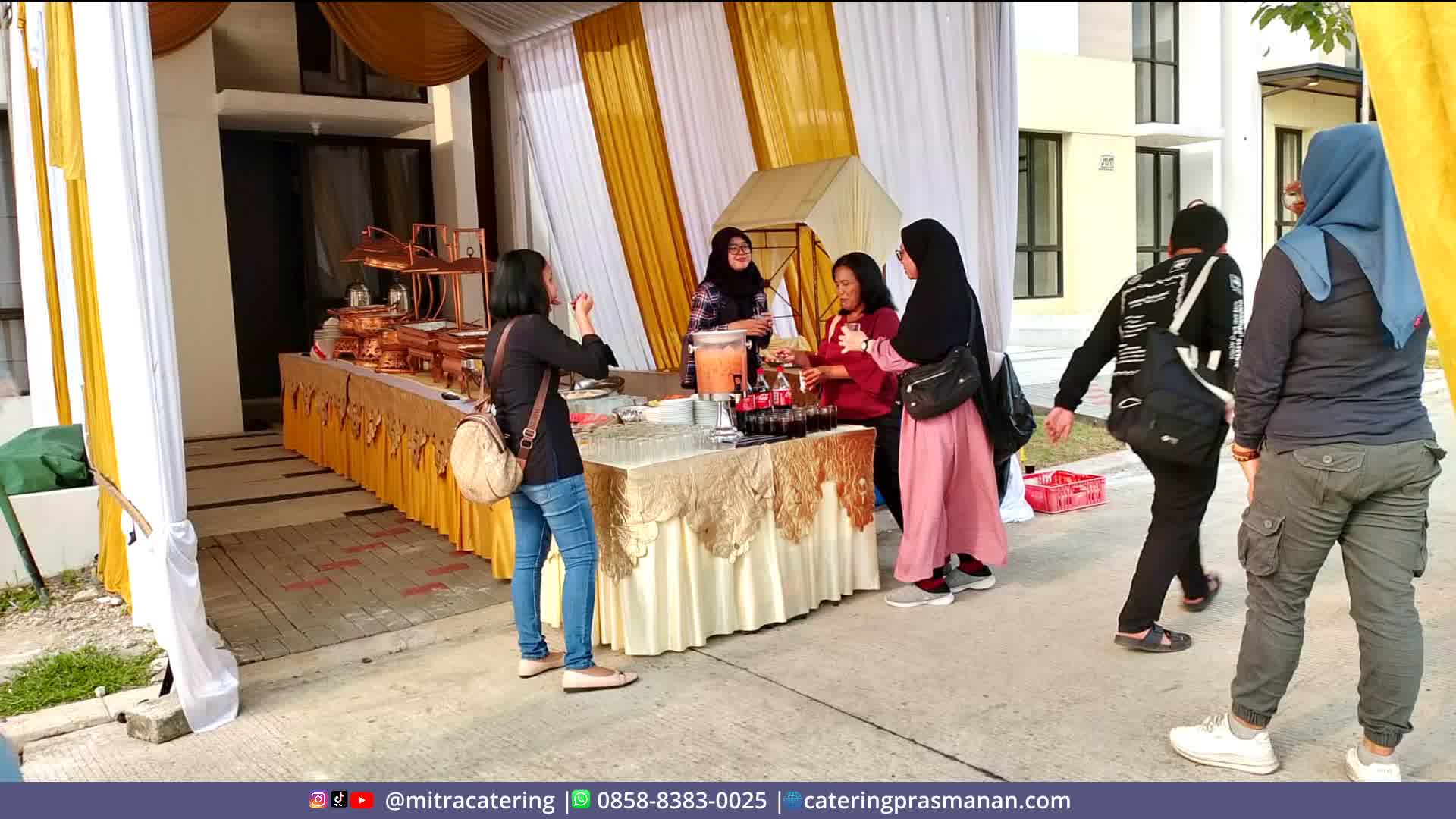 Paket Catering Prasmanan di Sentul Babakan Madang Bogor